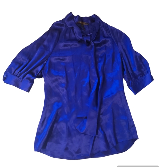 BCBGMaxAzria Tops - BCBGmaxazria 100% silk top,blouse tie Neck with split sleeve.